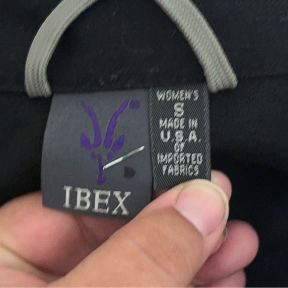 Ibex Black Jacket - Picture 6 of 12